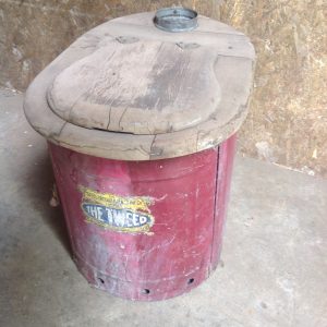 'The Tweed' Tin Toilet